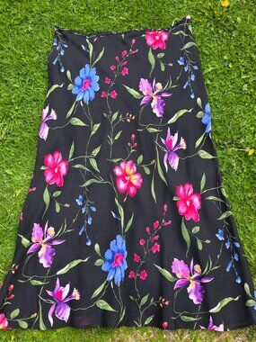 y2k Preppy Beachy Cottagecore Western Indie Goth Whimsy Black Floral Midi Skirt
